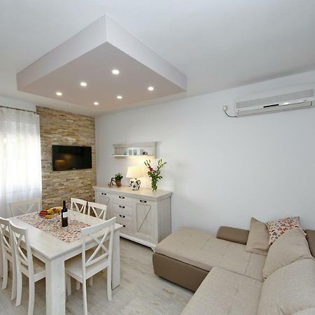Apartment Nela ซาดาร์ ภายนอก รูปภาพ