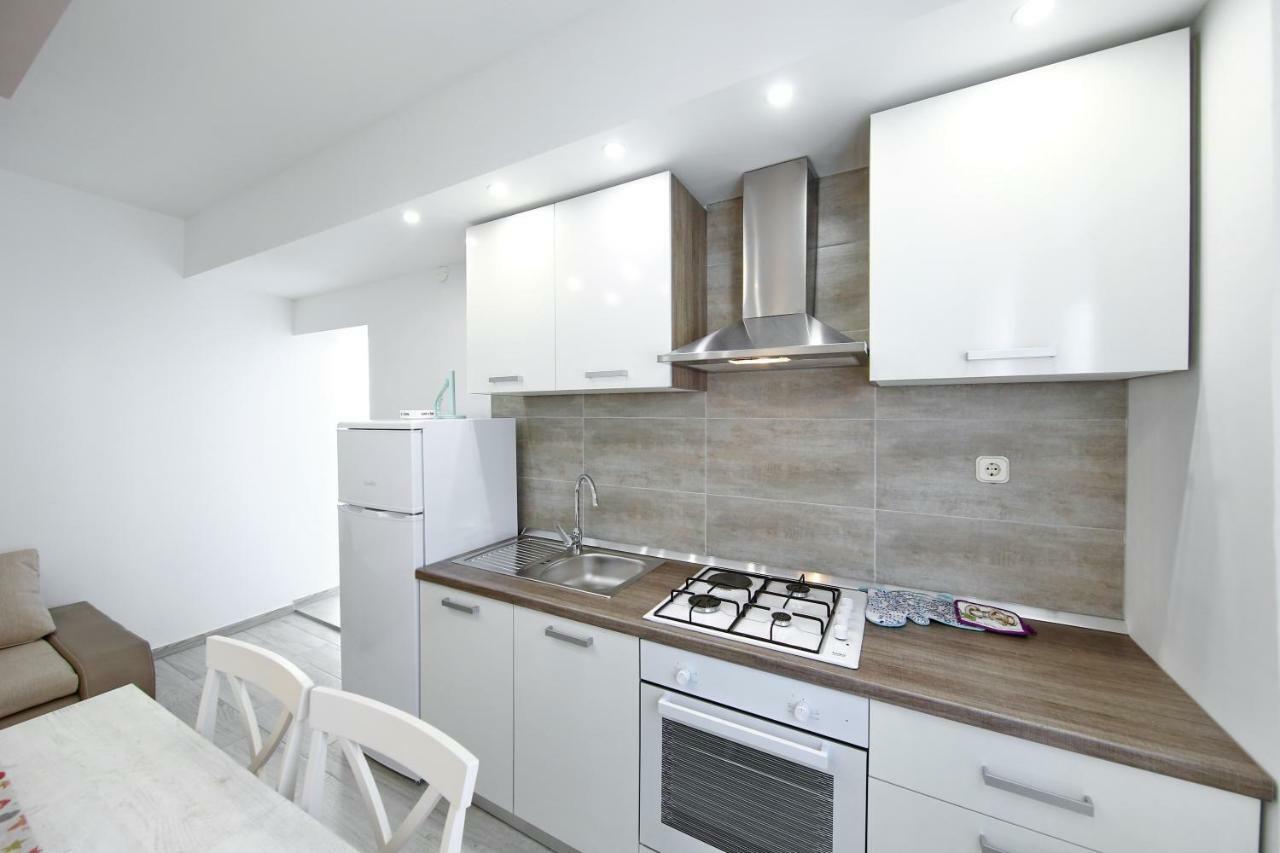 Apartment Nela ซาดาร์ ภายนอก รูปภาพ