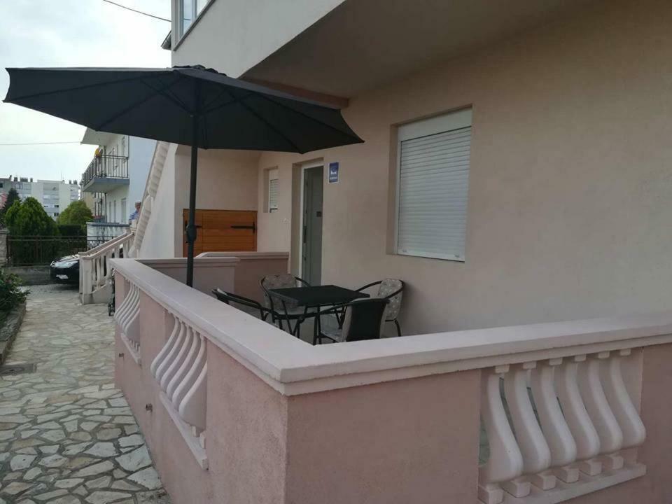 Apartment Nela ซาดาร์ ภายนอก รูปภาพ
